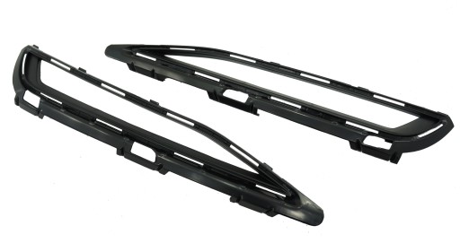 4M0807157A - Решітки переднього бампера L + R AUDI Q7 4M S-LINE