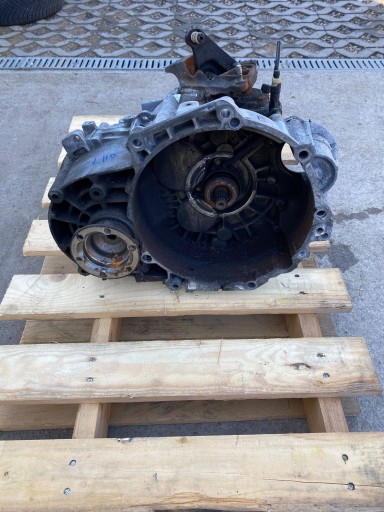 VW GOLF VI SCIROCCO 2.0 TDI completa CAMBIO 6-ingranaggi LHD
