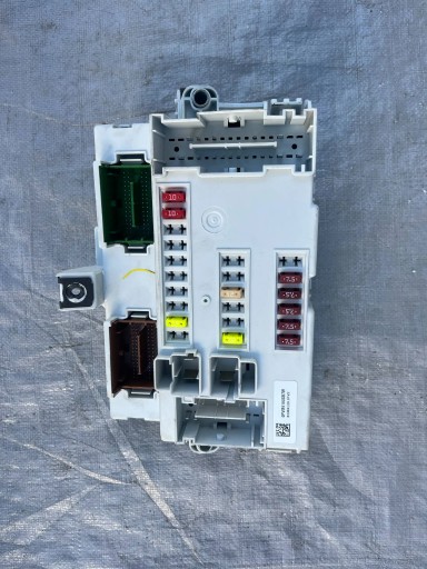 68488838AA - Блок предохранителей jeep cherokee kl bsi 17-