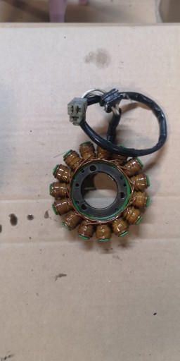 3-0092 - Suzuki Gsxr k5 k6 1000 генератор статора