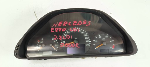 kilometar sat brzinomjer sat 110008915 MERCEDES E220