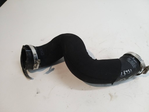 AUDI Q5 A4 B8 1.8 TSI hadice trouba intercoolera vzduchový 8R0145737J