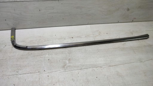 moulding right chrom bumper rear part Mercedes w124 KOMBI
