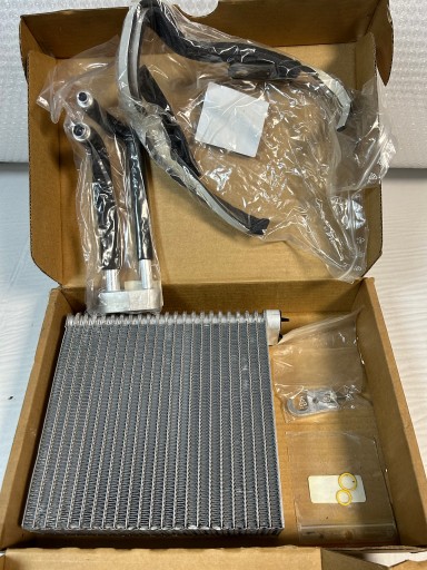 30767329 - ВАРНИК КОНДИЦІОНЕРУ FORD VOLVO V50 V70 C30 S40 VALEO