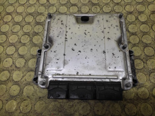 RENAULT LAGUNA 2.2 DCI control unit of the engine 0281010637