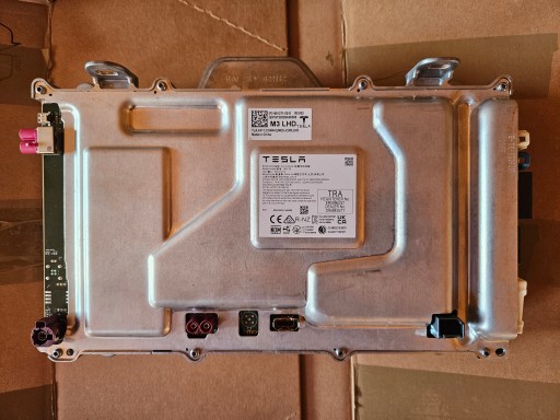 Модуль комп'ютерний контролер автопілот tesla3 18-23 1681271-00-d