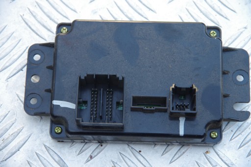 SRT-8 P68110610AF - КОНТРОЛЛЕР ВЕТРОВОГО СТЕКЛА JEEP GRAND CHEROKEE WK2 SRT8