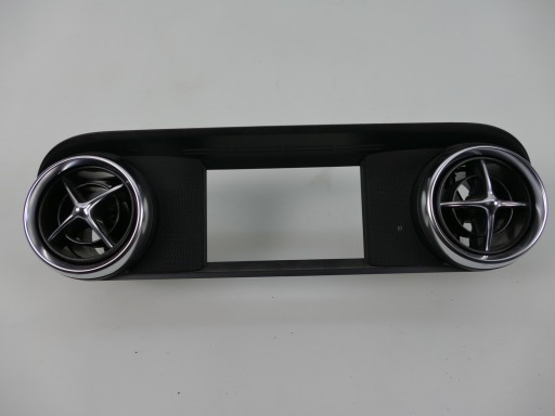 A1726801289 - MERCEDES R172 SLK вентиляционная решетка средняя рамка