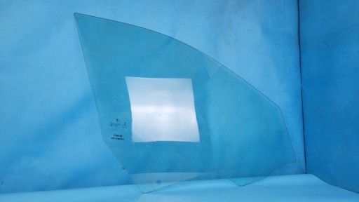 BMW F48 X1 стекло передней правой двери 2016 7349496