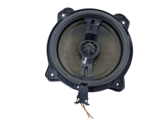 AUDI A3 8P speaker door rear part 8H0035411