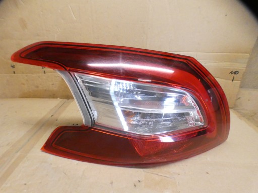 PEUGEOT 308 HB 13-17 ROK light rear part left right 9677817680 9677817580 LADNA
