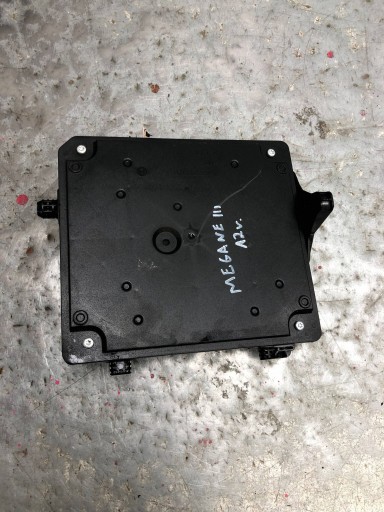 module control unit RENAULT MEGANE III 284B17288R
