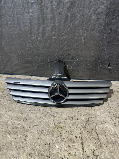 grille masque MERCEDES C-classe W203