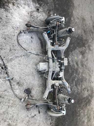 4100A095 - Балок сапожного оси dyfer dyfer задний outlander iii 2,2 d