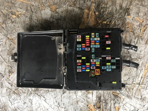 JX6T-14D068-AD - Ford focus mk4 18- 1.5 tdci блок предохранителей