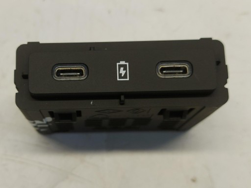 RENAULT AUSTRAL E PORT USB 284H35397R