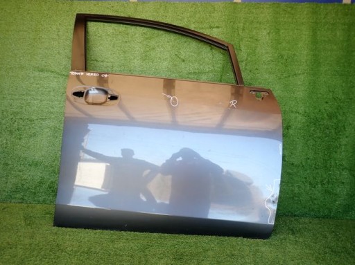 TOYOTA VERSO 09- door right front front