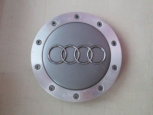 Кришка Audi A3 A4 A6 A8 4B0601165C 4BO601165C