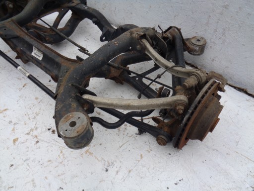 AUDI Q7 TOUAREG axle beam axis sususpension rear part