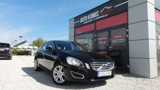 Volvo V60 I Kombi 2.0 T5 240KM 2011