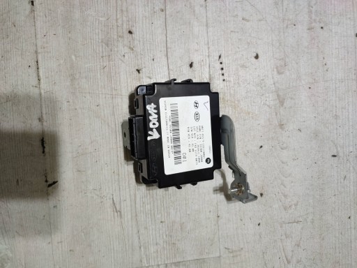 Hyundai Kona and 2018 module control unit 95300J9000