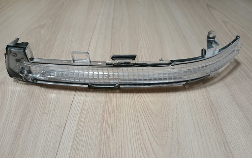 AUDI Q4 E-TRON ID.5 indicator of the right mirrors OE