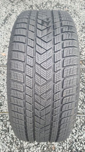 PIRELLI WINTER SCORPION 275 50 20