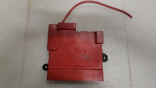 compartment Rozdzielcza Pradu Przy Akumulatorze BMW X5 F15 928550803