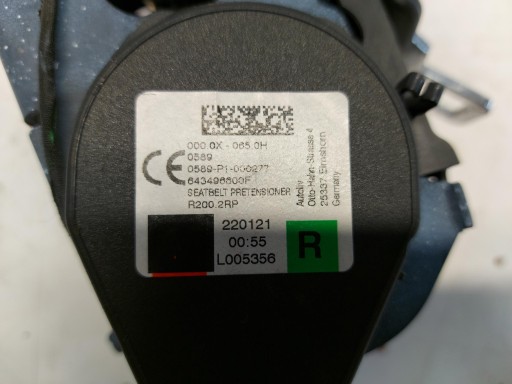 BMW F40 M135i tension belt safety right rear part m-packet 643496600F