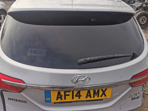 Заднє скло задні двері HYUNDAI i40 Універсал 11-