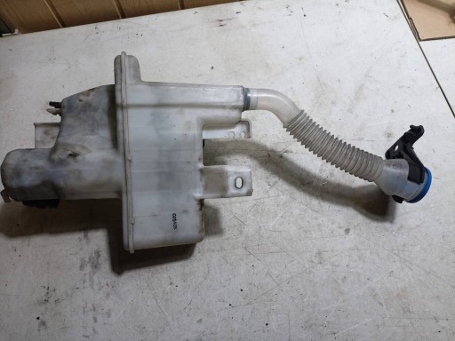tank of the washer Mazda CX-5 2014 KD4567480