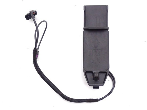 Bmw 3 f30 f31 11-18 индукционное зарядное устройство для телефона 6830808