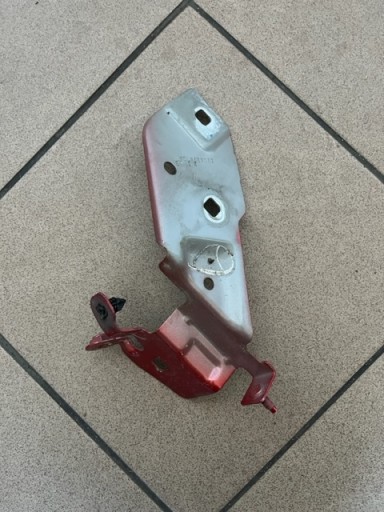 ЛИСТОВЕ КРІПЛЕННЯ КРИЛА ЛІВЕ RENAULT CAPTUR LIFT