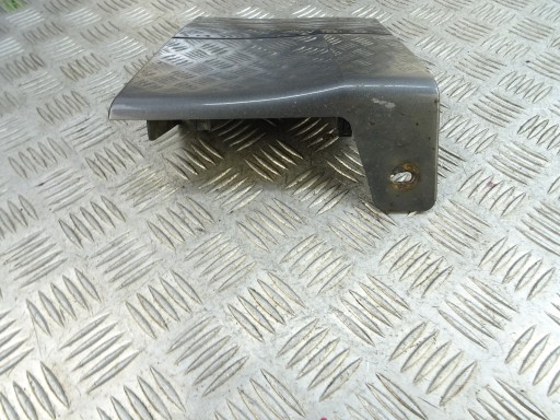 RANGE ROVER VELAR moulding for fender right front J8A2-16164-A