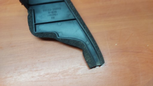 odhlučnění blatníku pravé pravý předek TOYOTA AVENSIS T25 03-09