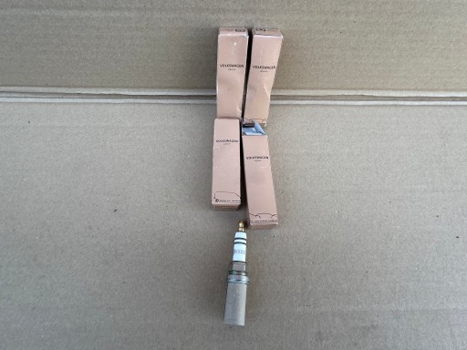 0242240588 - Свечи зажигания vw audi seat skoda