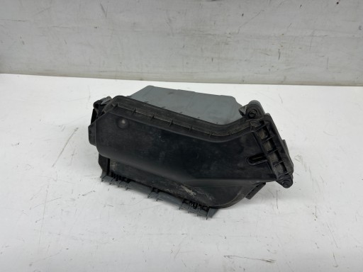 Audi A5 8T 2.0 TDI Gehäuse der Sicherungen 8K1907355D