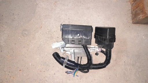 T32SK17D, T32SK17D - Блок запобіжників nissan x trail t32 1.7 dci