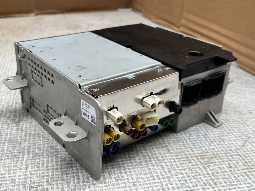 MERCEDES HEADUNIT RADIO NAVI + KOD 1679005218 A1679005218 @M