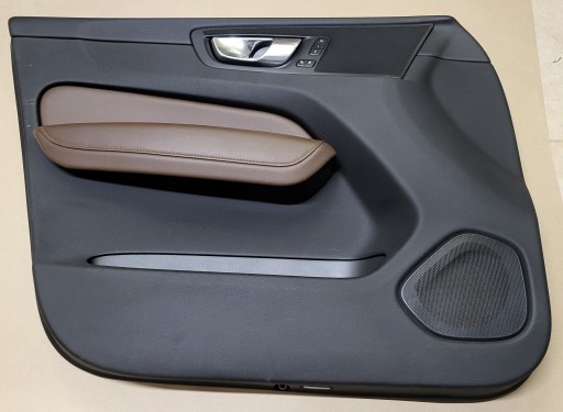 side upholstery Z door left front VOLVO XC60 II INSCRIPTION OE EUROPA