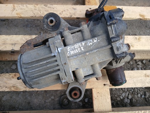 PEUGEOT 4007 OUTLANDER C-CROSSER 2.2 HDI D-ID differential diff rear part rear 2.353