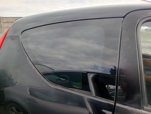 window side bodywork right rear part Peugeot 107 FL 08-14