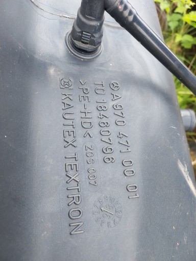 81122015568 - Топливный бак mecedes atego 125l пластиковый оригинал