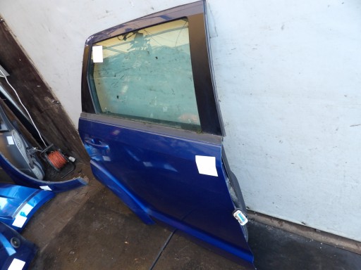 Dodge Journey door rear. right