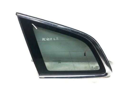 VOLVO XC60 II кузовне скло лівий задній E000231
