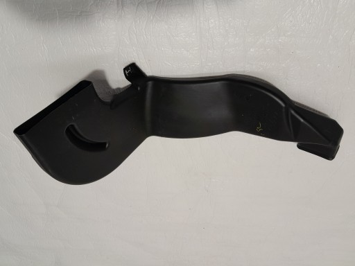 AUDI Q5 80A drain air duct air line right front 80A819806A