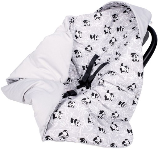 Ковдра з капюшоном Infantilo Velvet 90 х 90 см різнокольорове