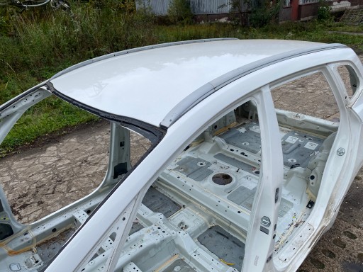 KIA CARENS IV dach BIALY 1D 13-18