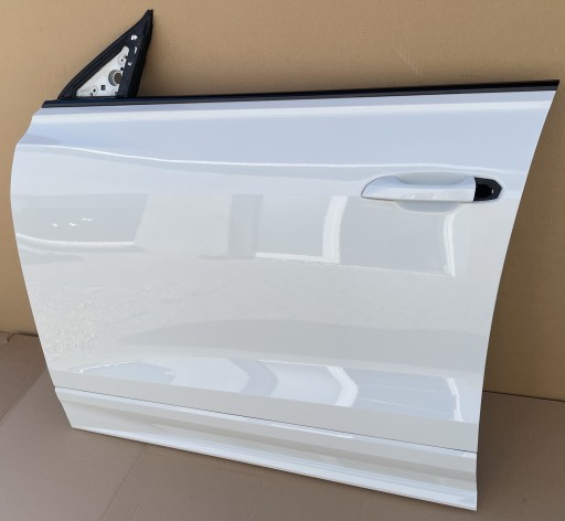 Двері audi q8 у кольорі ls9r ідеально підходять для встановлення в колір