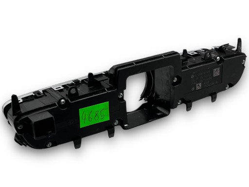 control panel RADIO MEDIA MERCEDES CLS W257 W213 A2139056508 $J